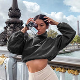 Sweat gothique femme coupe crop top style urban goth